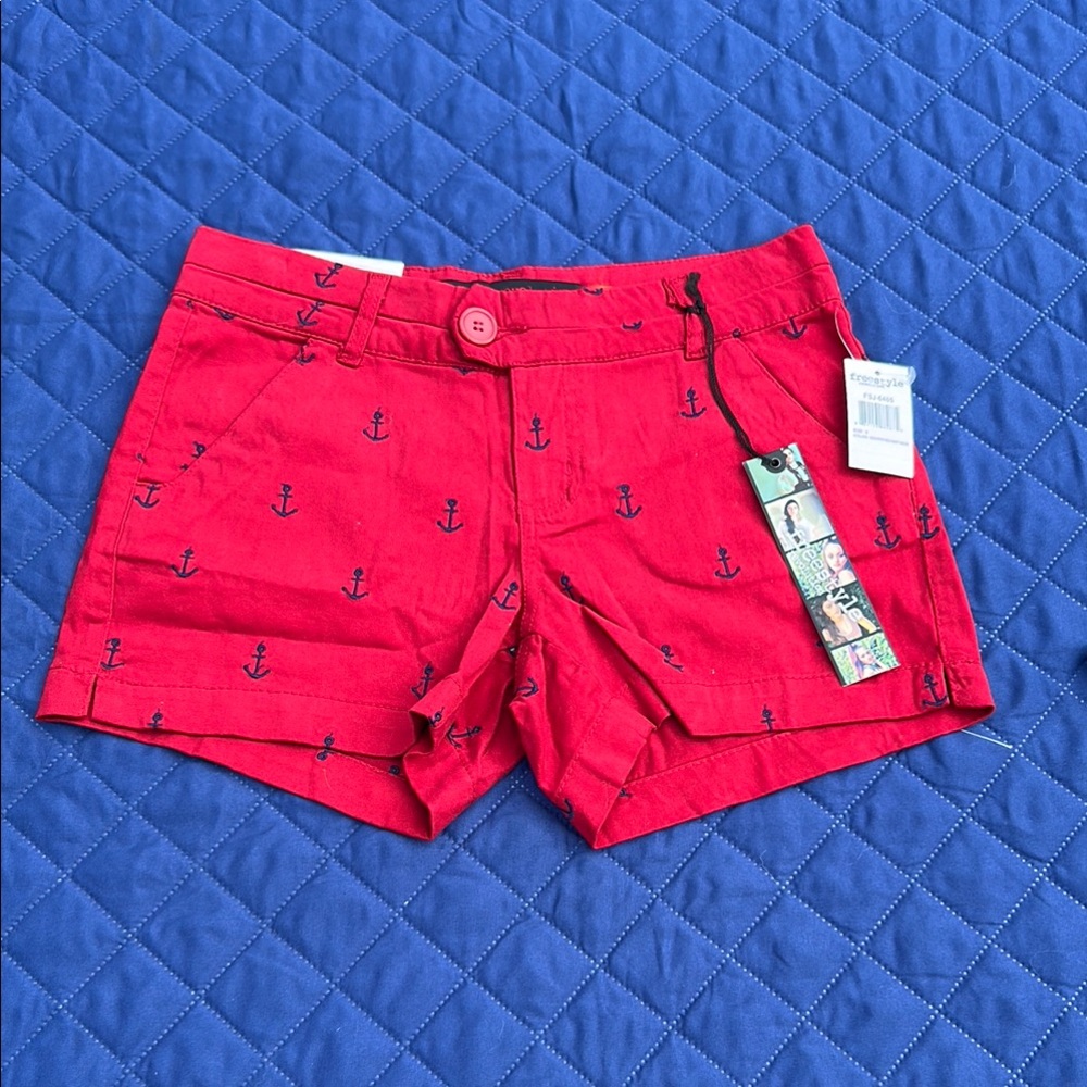 Freestyle Revolution Scooter Red with Navy Anchors NWT's Size 5 Shorts